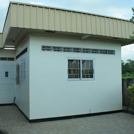 Chalet Anna'S Pavalesto Landsboerderij Zewnętrze zdjęcie