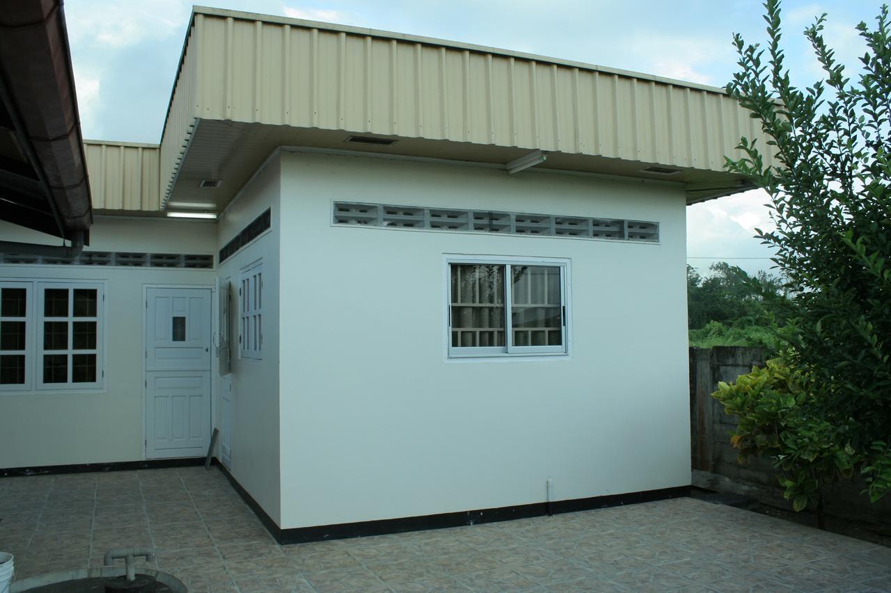 Chalet Anna'S Pavalesto Landsboerderij Zewnętrze zdjęcie